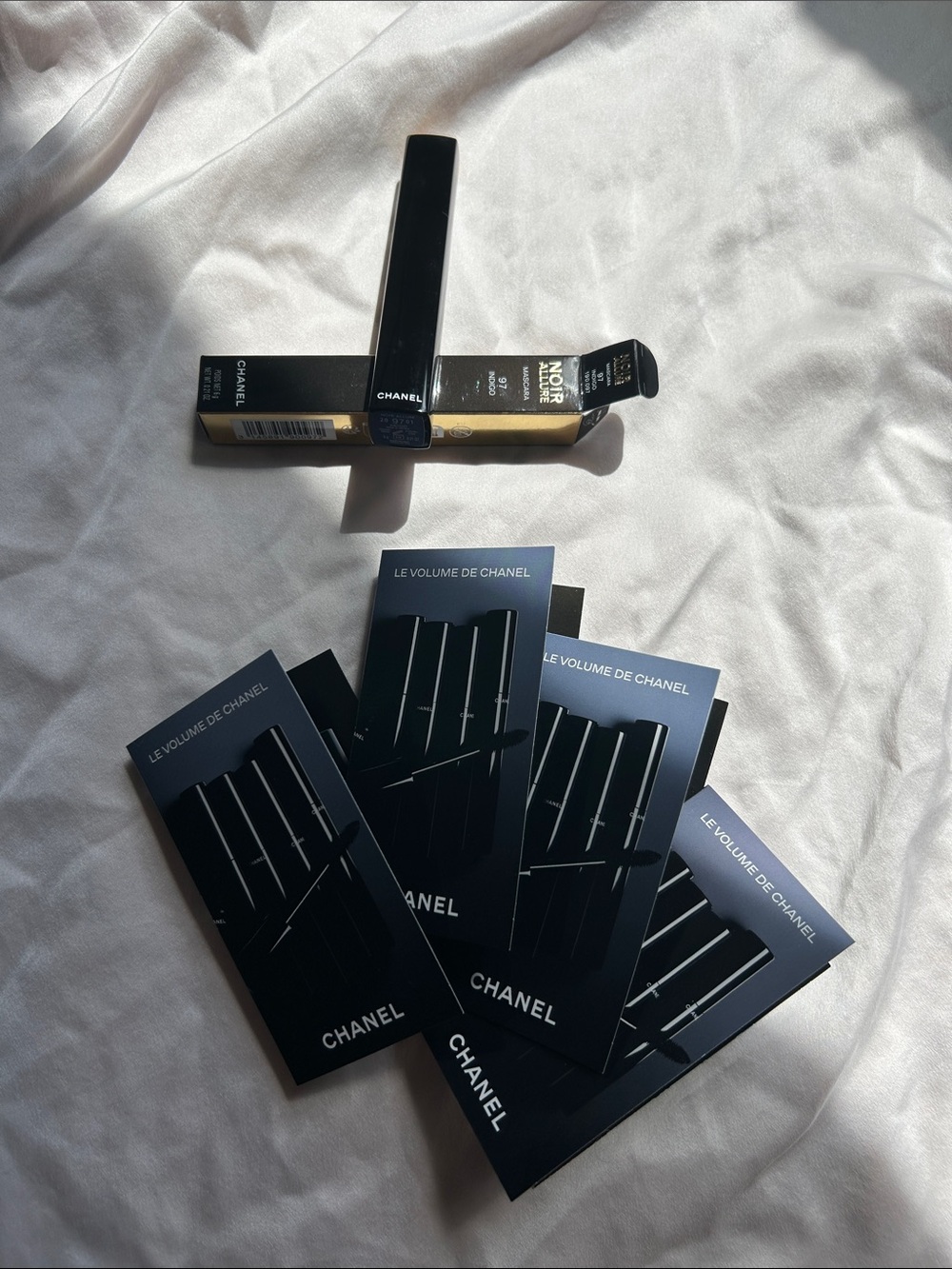 Limited edition) Chanel noir allure mascara. 97 Indigo